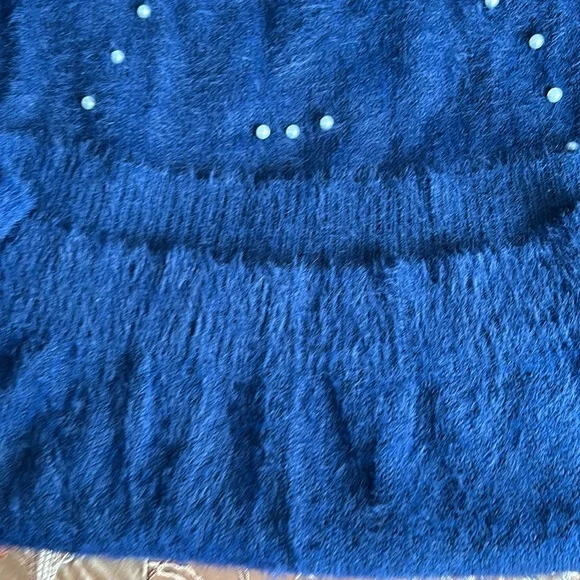 Sweater - Picture 9 of 13